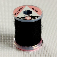 Тонка вовняна нитка UTC Wee Wool Yarn, чорна (BLACK) Купити за 68.00 грн.